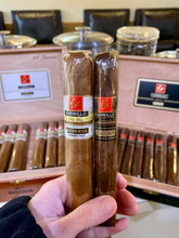 Load image into Gallery viewer, E.P. Carrillo Seleccion Oscuro