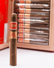 Load image into Gallery viewer, Romeo y Julieta Book of Love