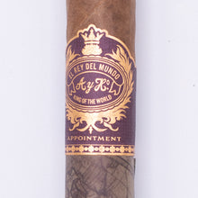 Load image into Gallery viewer, El Rey Del Mundo Appointment cigar with classic band and rich tobacco leaf