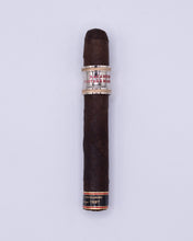 Load image into Gallery viewer, Macanudo Vintage Cabinet Maduro 1997