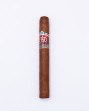 Load image into Gallery viewer, La Flor Dominicana Coronado