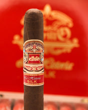 Load image into Gallery viewer, Casa Carrillo La Historia Silk