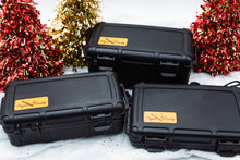 Load image into Gallery viewer, Cigar Caddy Travel Humidor