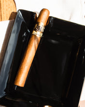 Load image into Gallery viewer, Hoyo de Monterrey Excalibur