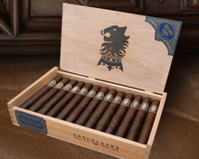 Load image into Gallery viewer, Drew Estate Undercrown Maduro