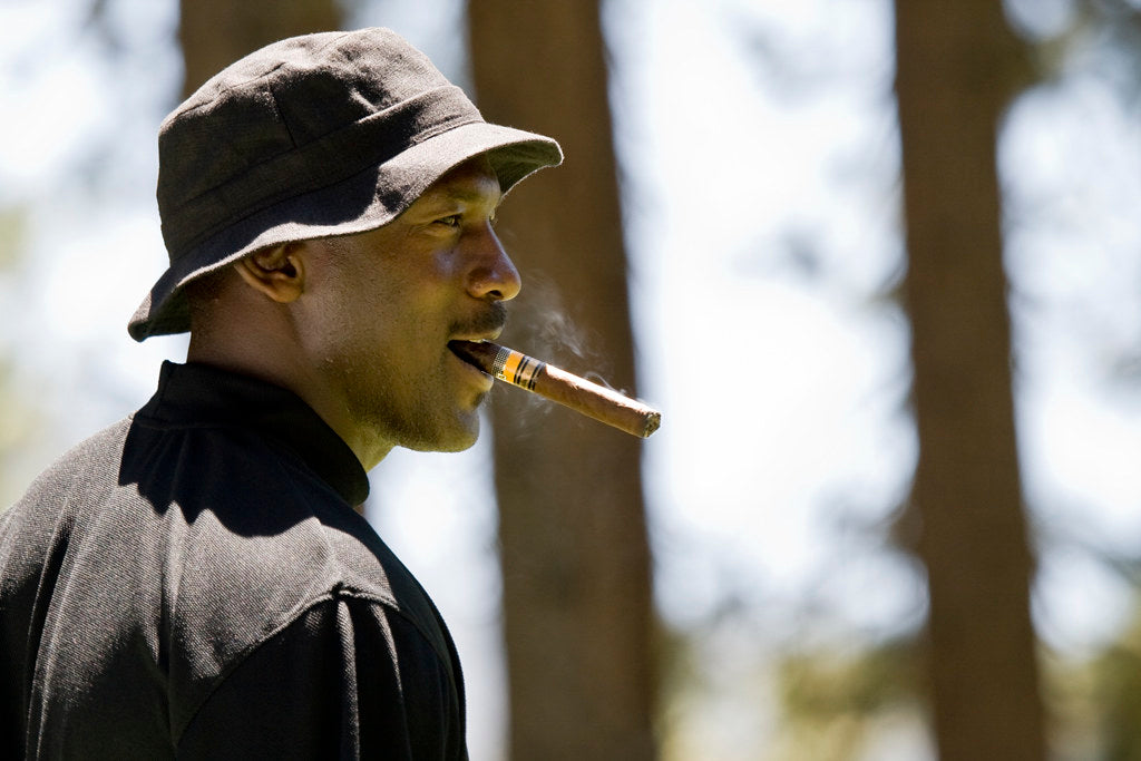 How to Find the Perfect Golfing Cigar | Ralph's Cigars | Chicago, IL ...
