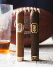 Load image into Gallery viewer, Double Delight Twin Pack: Drew Estate Undercrown
