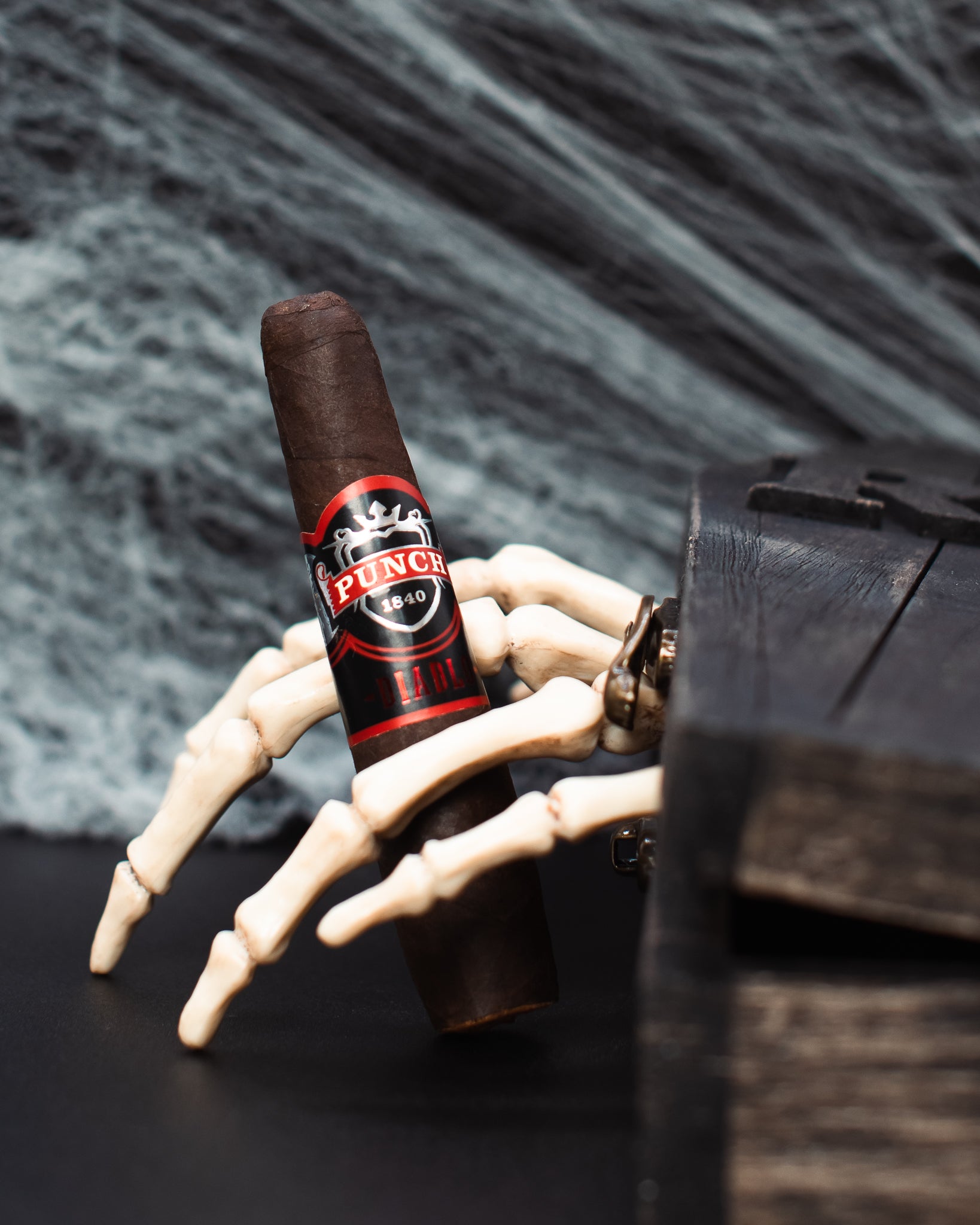 cigarette punch Punch Diablo | Ralph's Cigars cigarette punch Punch Diablo | Ralph's Cigars