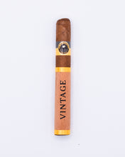 Load image into Gallery viewer, Sublimes Cigars Vintage Aniversario
