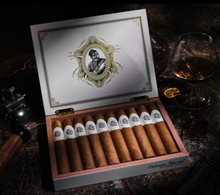 Load image into Gallery viewer, Gurkha Coleccion Especial

